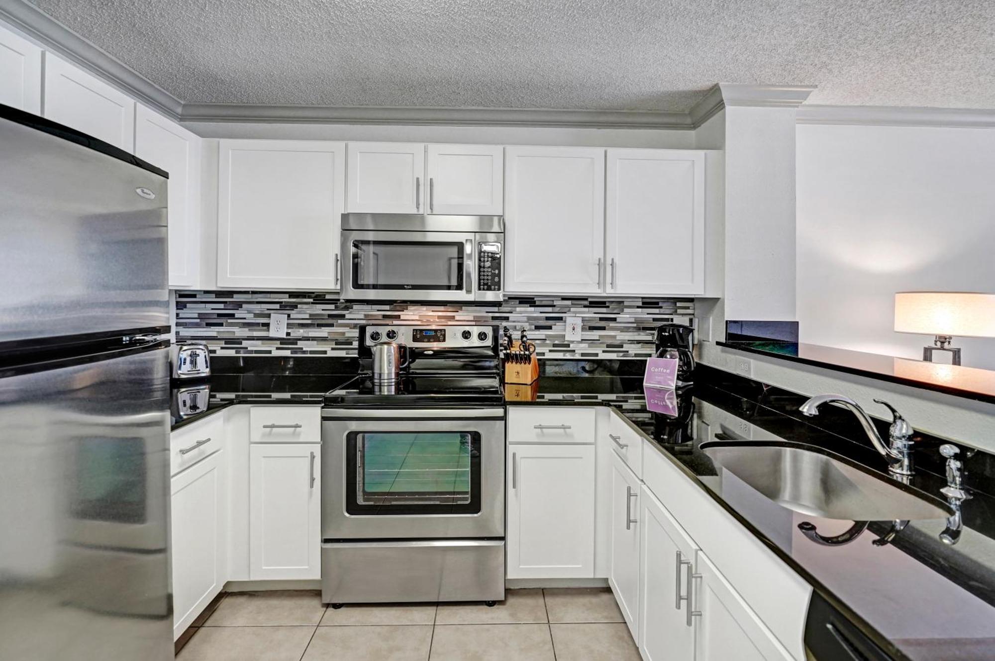 Stylish Modern Apartments At Gables Grand Plaza In Miami Oda fotoğraf