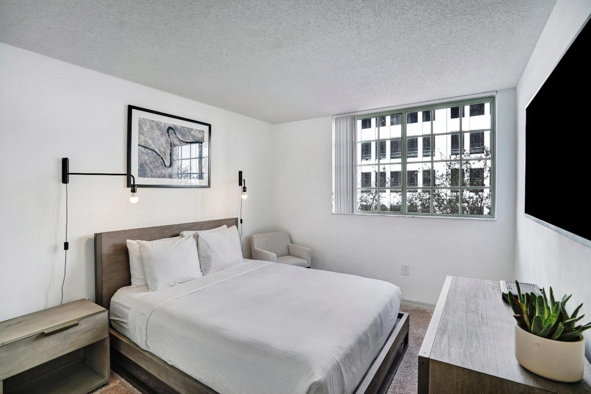 Stylish Modern Apartments At Gables Grand Plaza In Miami Oda fotoğraf