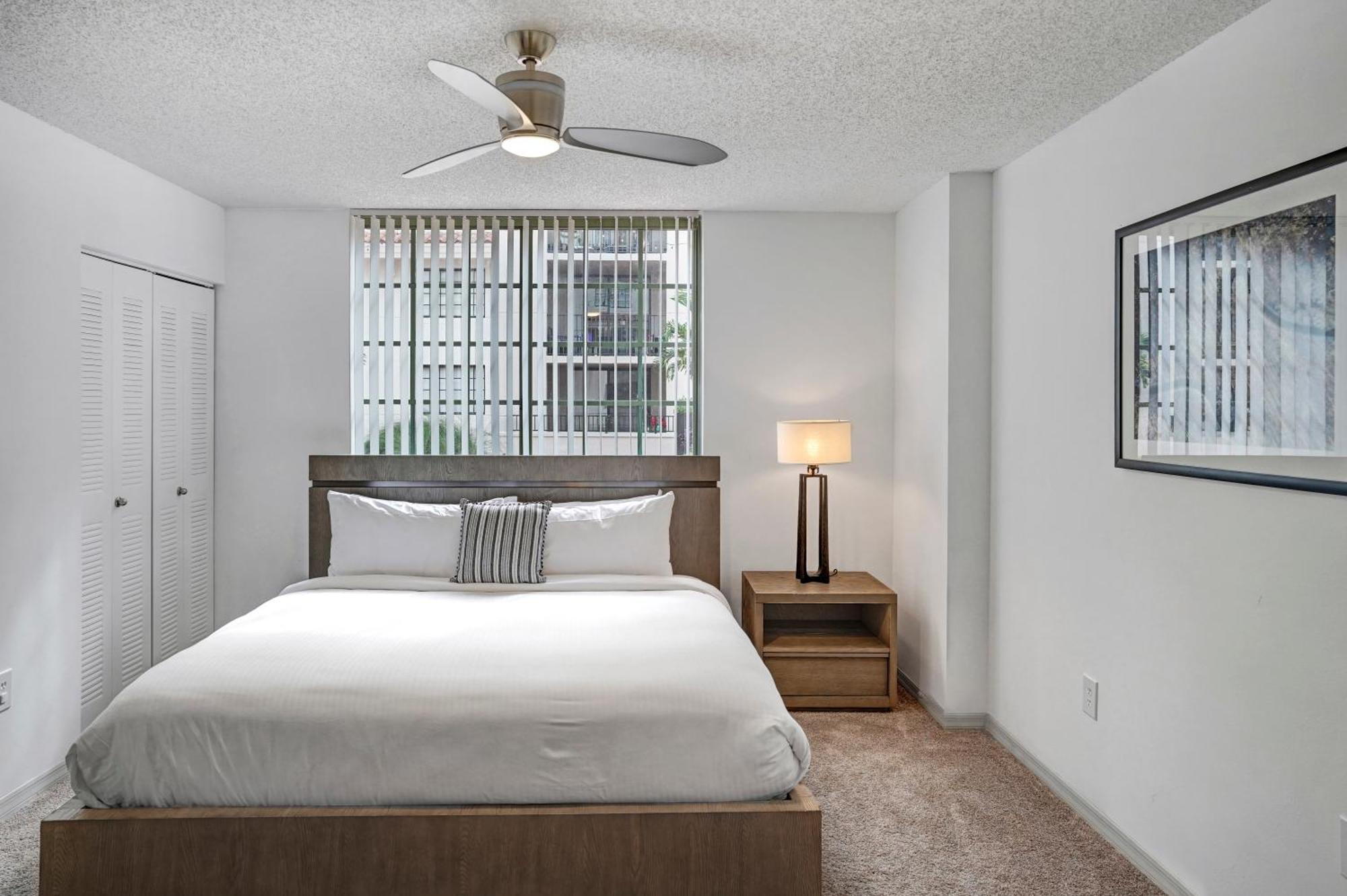 Stylish Modern Apartments At Gables Grand Plaza In Miami Dış mekan fotoğraf