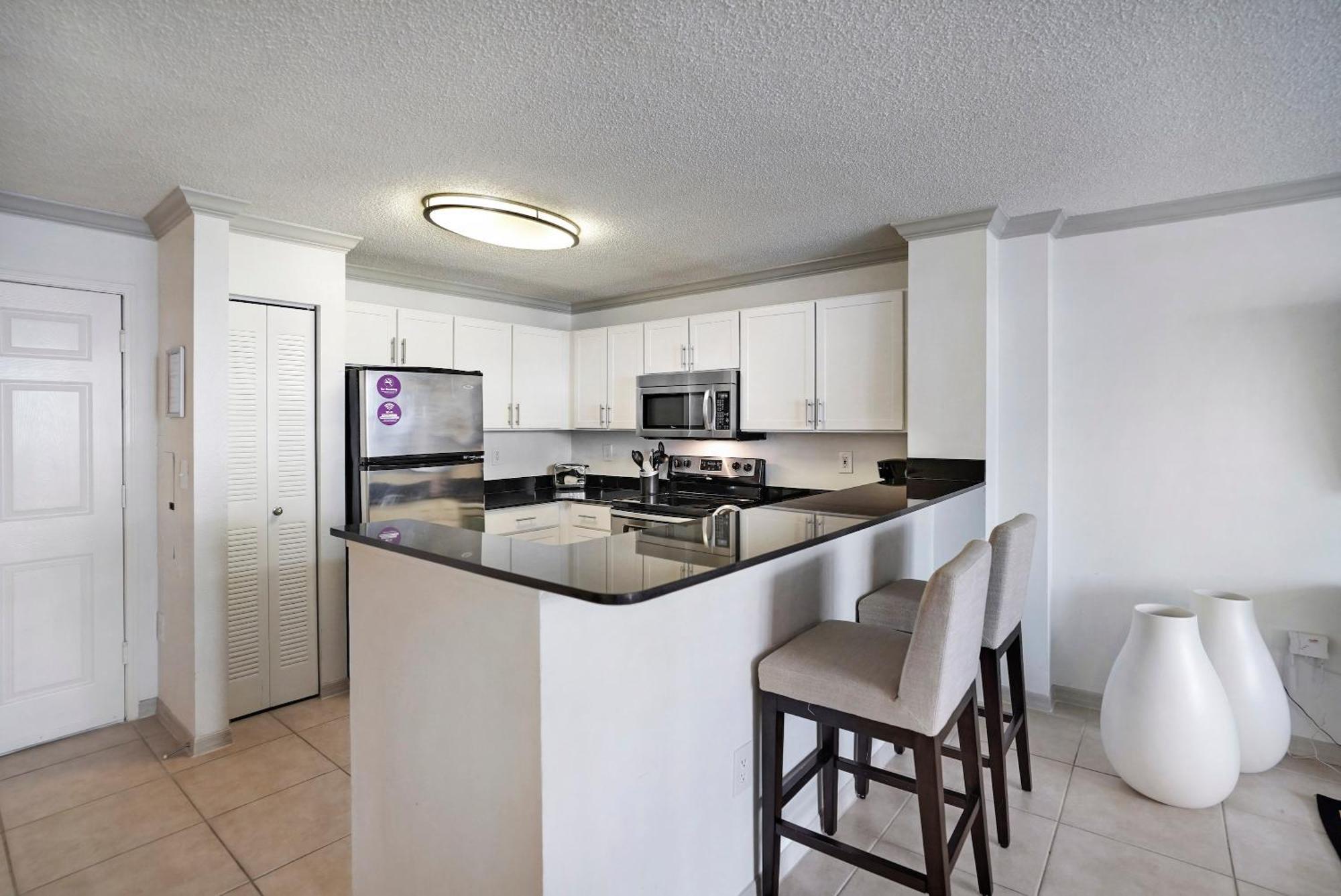 Stylish Modern Apartments At Gables Grand Plaza In Miami Oda fotoğraf